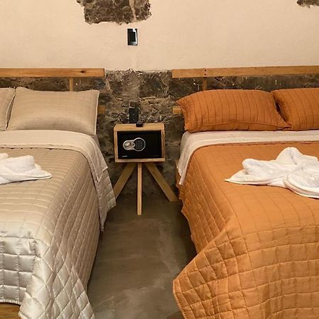El Acicate Hospedaje Куэцалан-дель-Прогресо Экстерьер фото